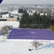 Działka na sprzedaż