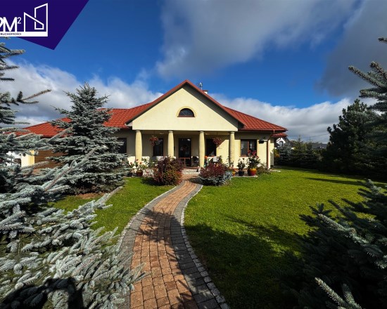 Dom  na sprzedaż Dąbrówki, Dąbrówki, 2 pokoje, 203.31m², oferta 2M2-DS-299